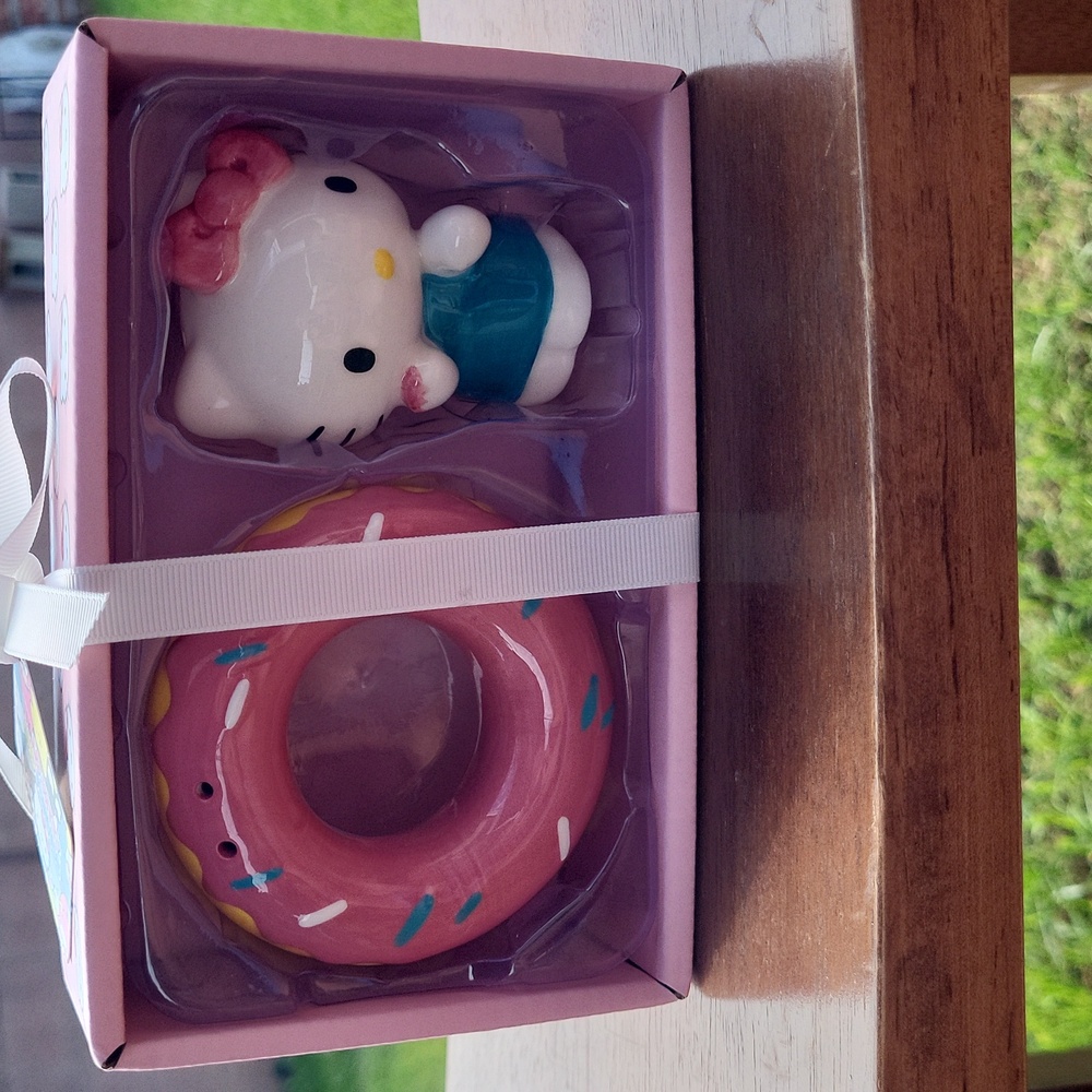 Hello Kitty Pink Donut and Blue Dress Figure Salt And Pepper Set